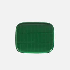 Green rectangular plate with embossed grid pattern