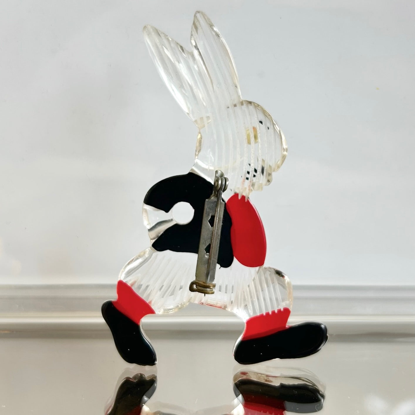 Vintage 1940's Lucite Reverse Carved Mr. Bunny Brooch