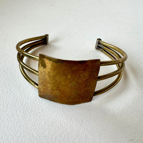 Vintage 1970's Brass Bangle Bracelet (33)