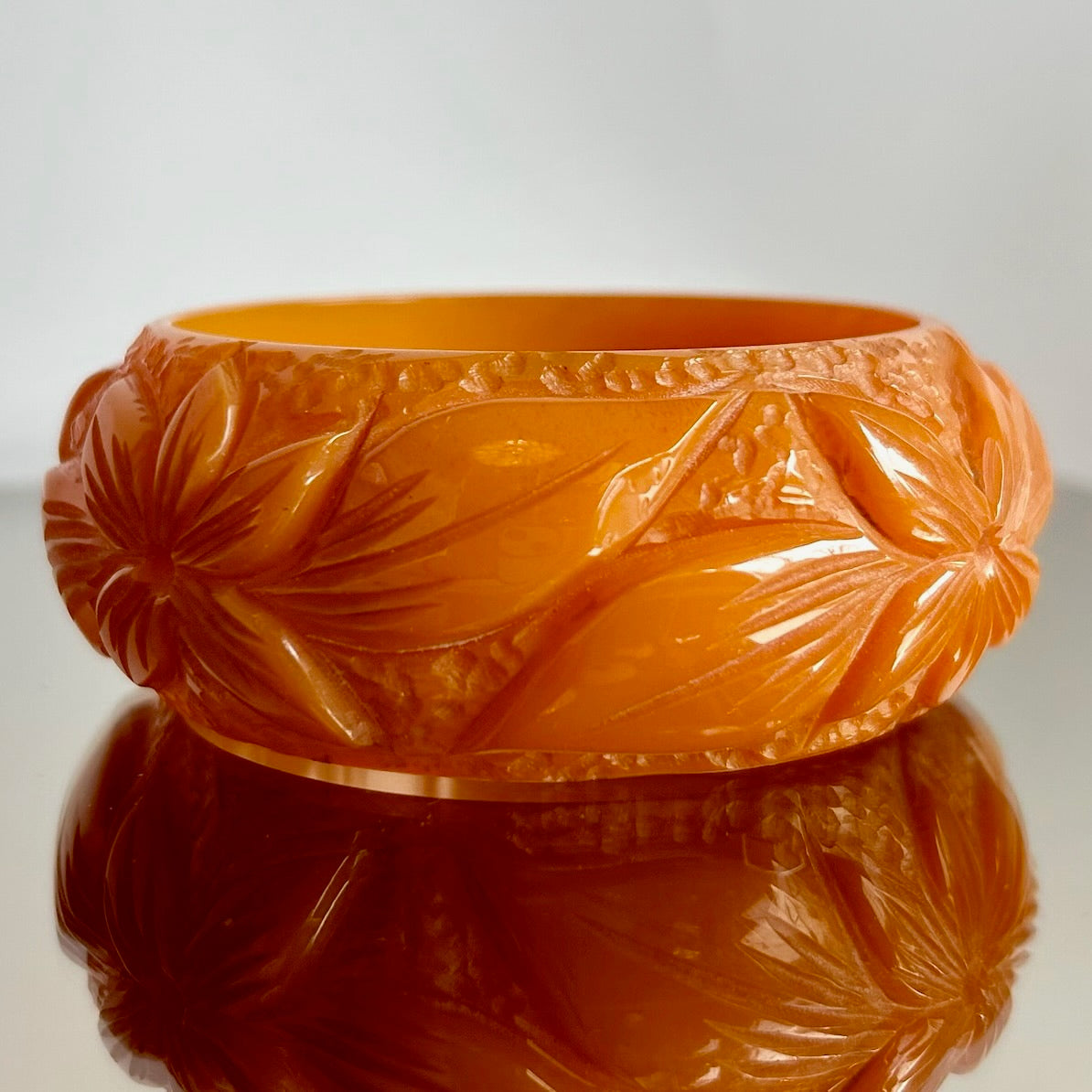 Vintage Butterscotch Bakelite Flower Bangle Bracelet