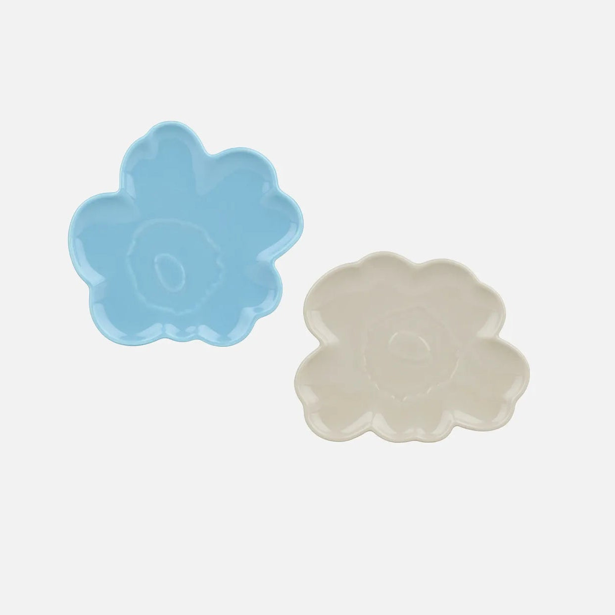Marimekko 13cm Unikko Shape plates in light blue and beige