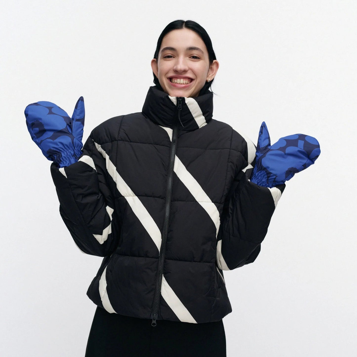 Marimekko Reuhata Unikko Mittens