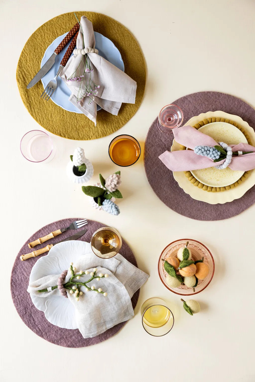 Gry & Sif Napkin Ring Feltballs - Set of 2