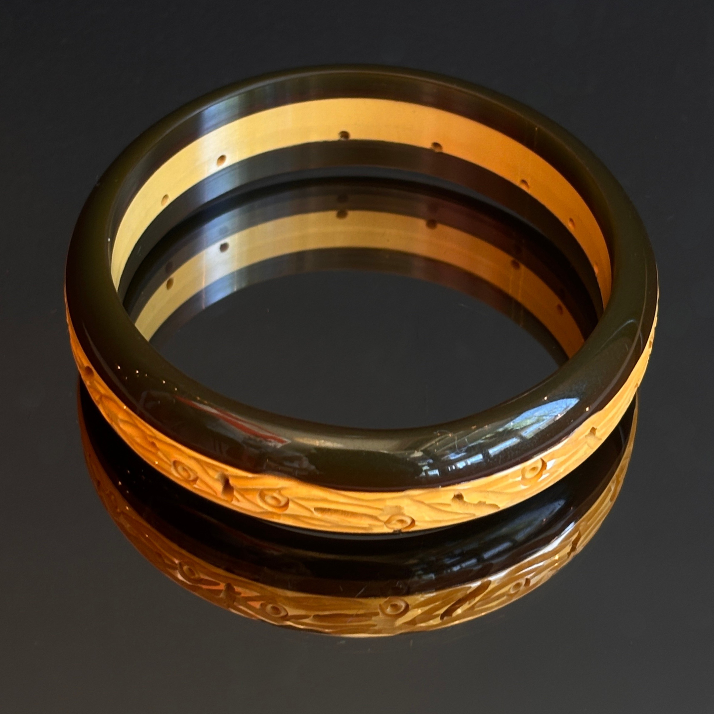 Rare Vintage Forest & Carved Butterscotch Bakelite Bangle Bracelet