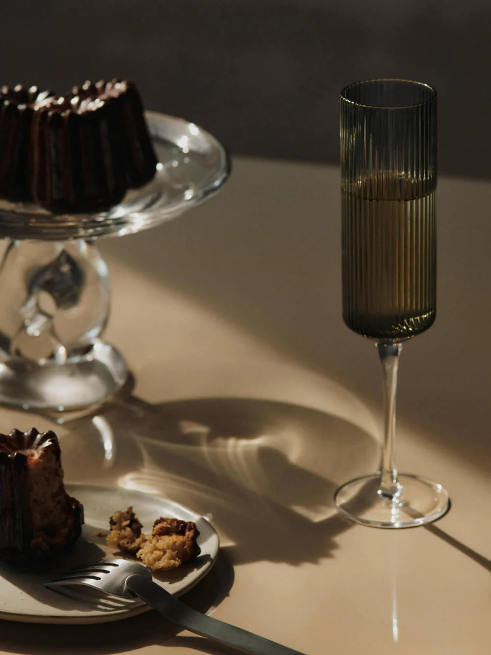 Ferm Living Ripple Champagne Flutes - Smoked Grey