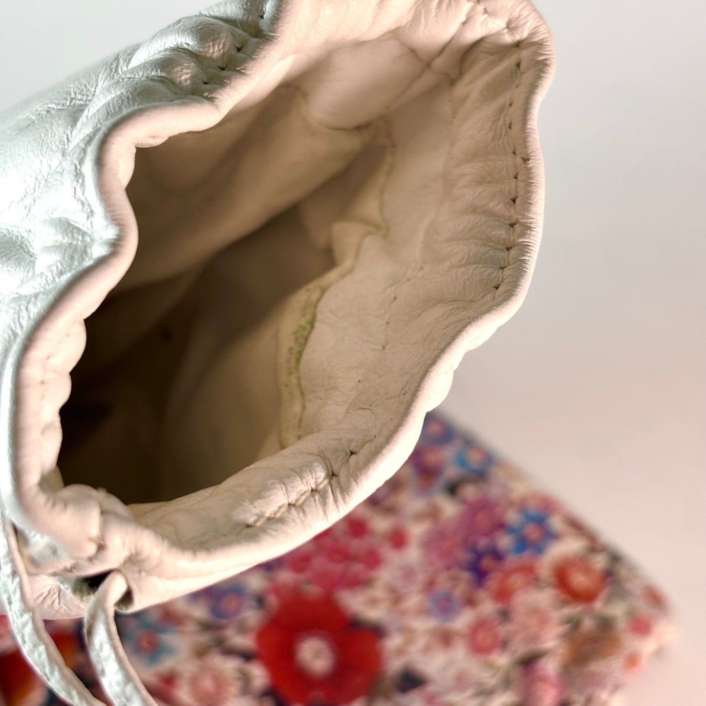 Vintage Retro Floral Printed Leather Pouches