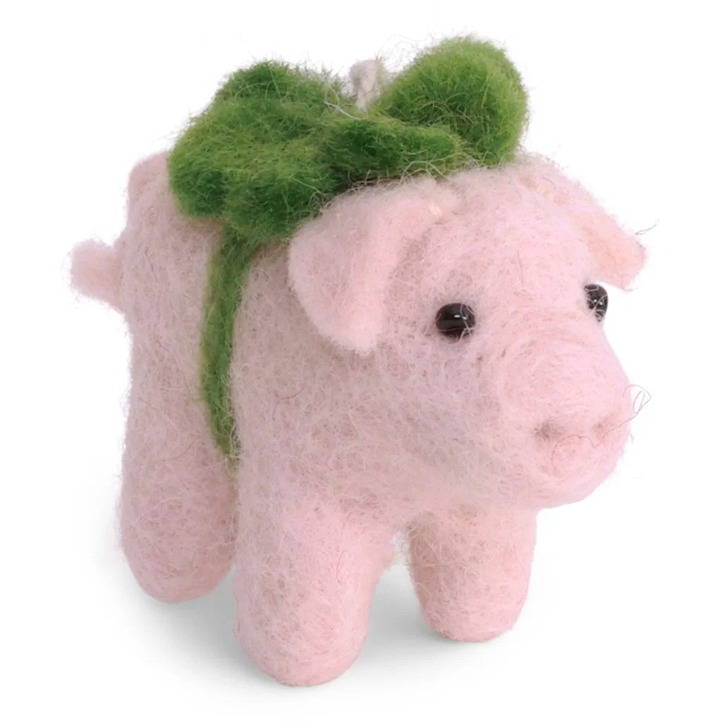 Gry & Sif Felt Pig w/ Clover Ornament