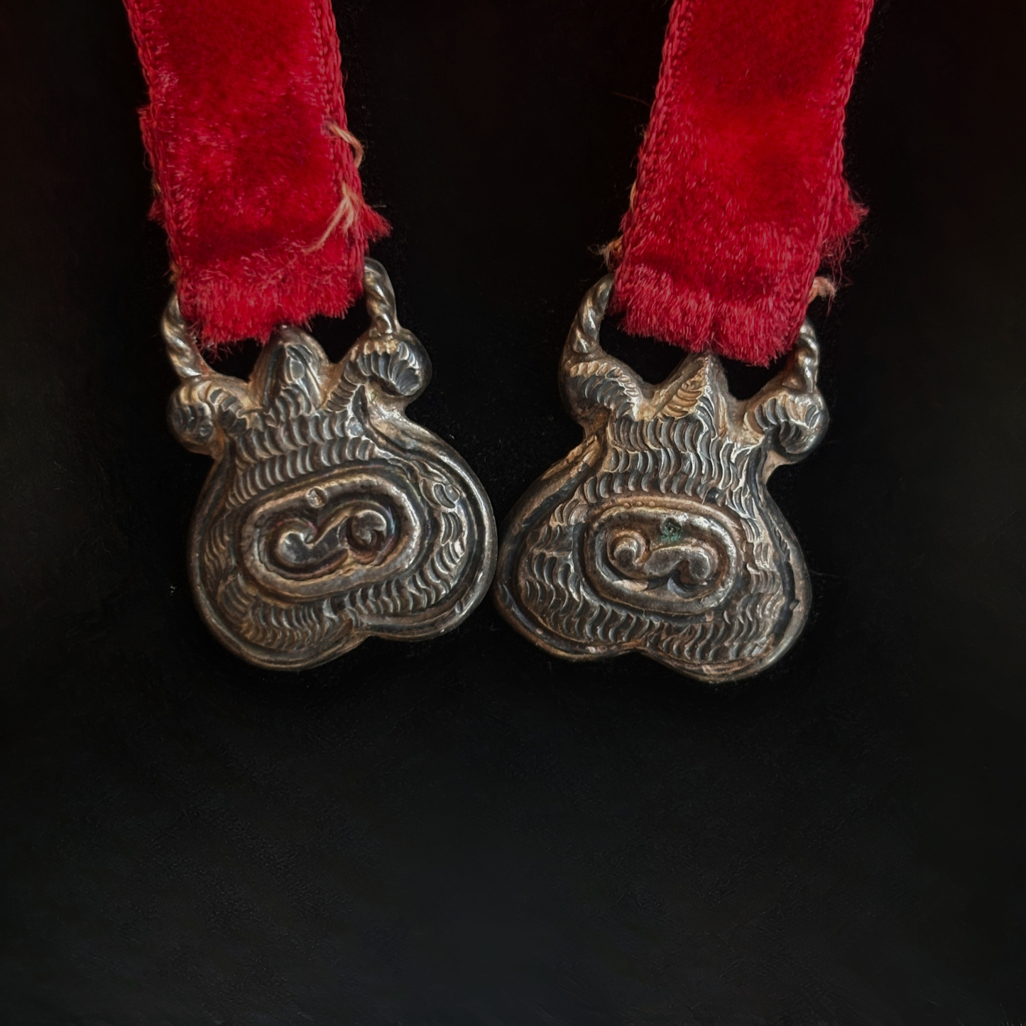 Vintage MATL Matilde Poulat Mexican Silver Heart Terminal Pair With Velvet