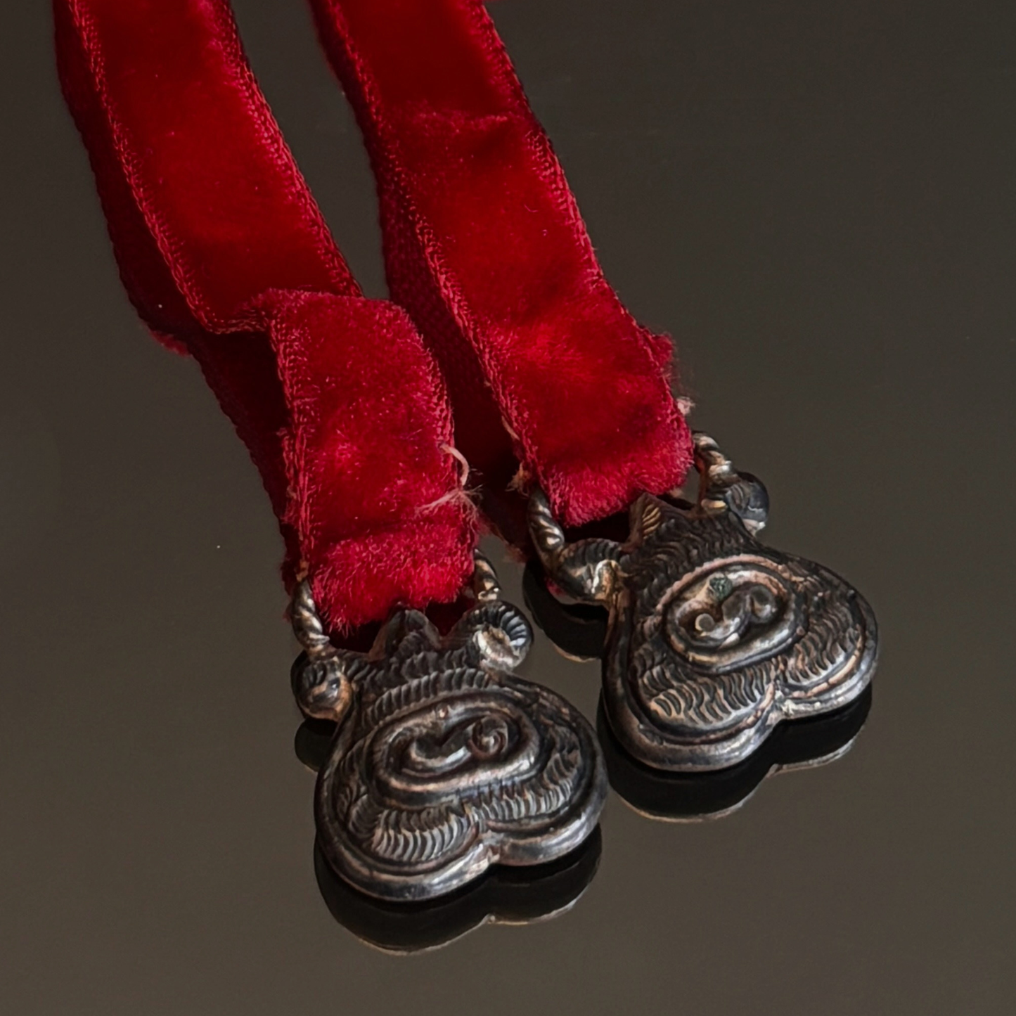 Vintage MATL Matilde Poulat Mexican Silver Heart Terminal Pair With Velvet