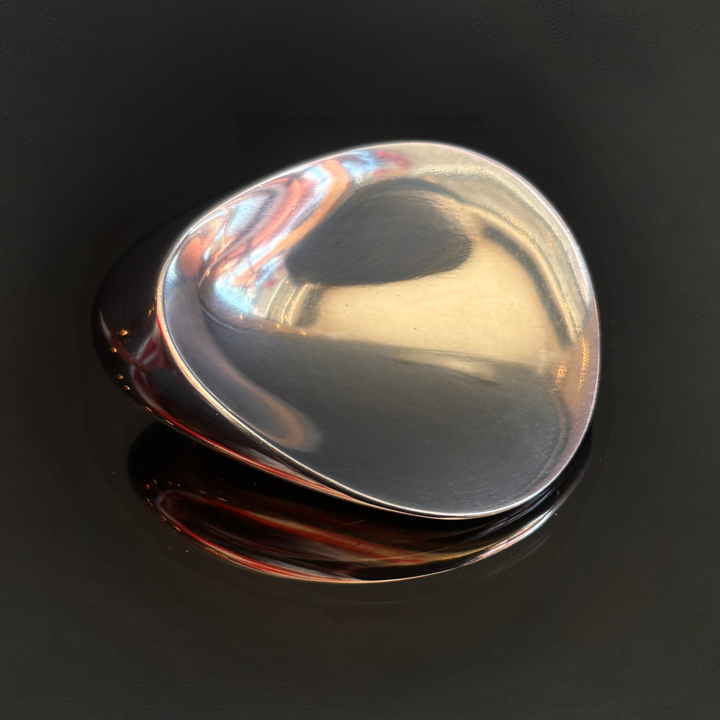 Vintage Georg Jensen Oyster Brooch #328