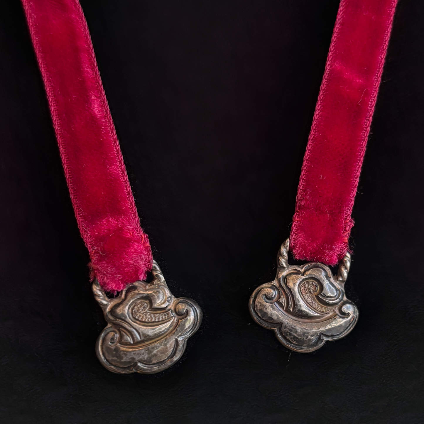 Vintage MATL Matilde Poulat Mexican Silver Cloud Terminal With Velvet