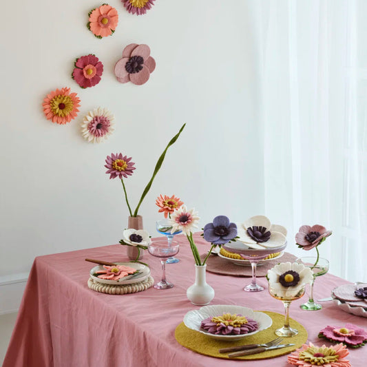 Gry & Sif French Autumn Anemone Wall Deco