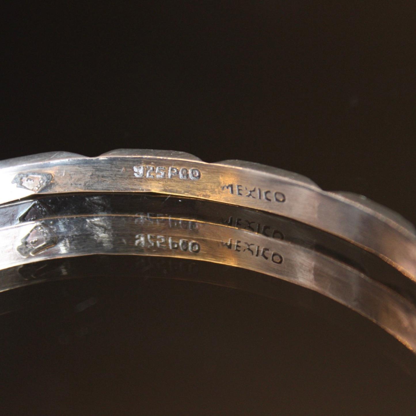 Vintage Mexican Taxco Silver Notched Bangle