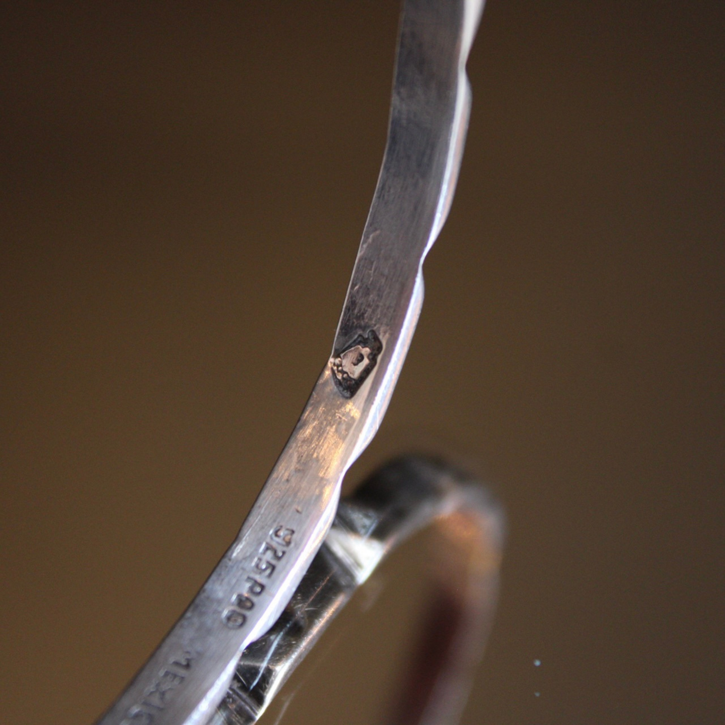 Vintage Mexican Taxco Silver Notched Bangle