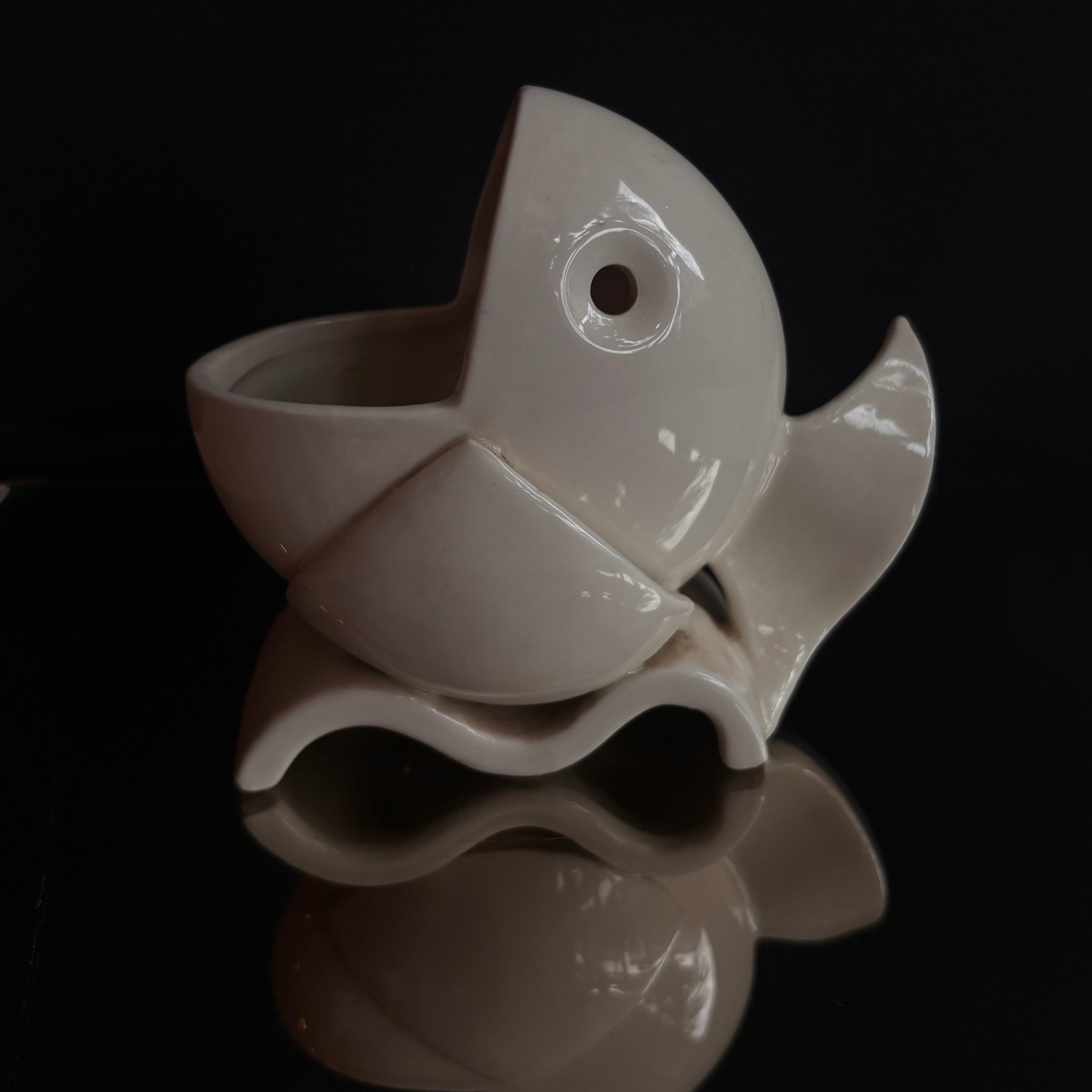 Kent Art Ware Ceramic Fish Vessel