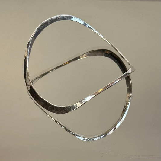 Vintage Gerald Stinn Sterling Silver Hammered Bracelet