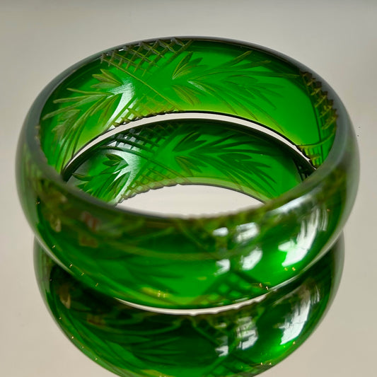 Vintage Translucent Green Bakelite Bangle Bracelet