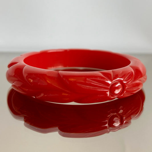 Vintage Cherry Red Bakelite Bangle Bracelet