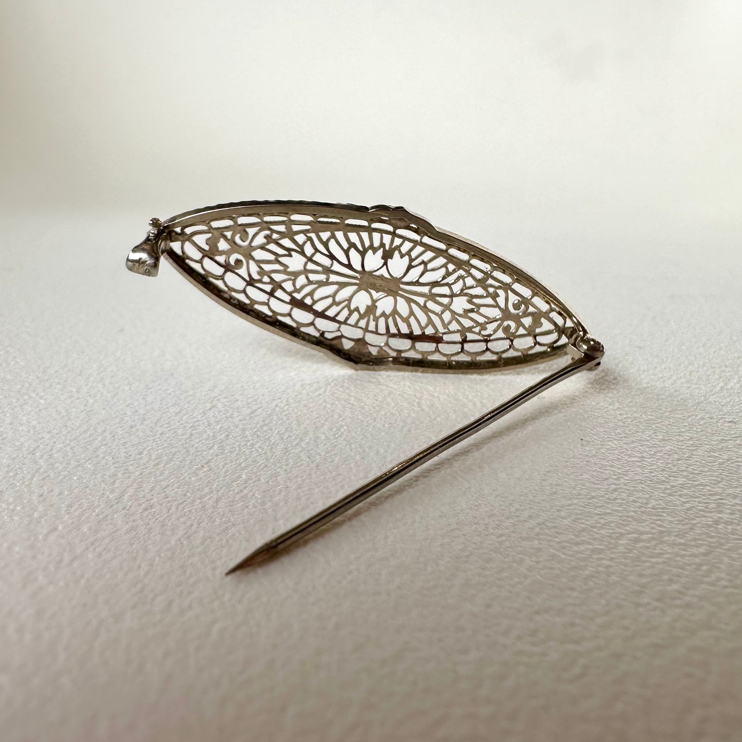 Vintage 1910s Filigree Elliptical Pin/Brooch (10)