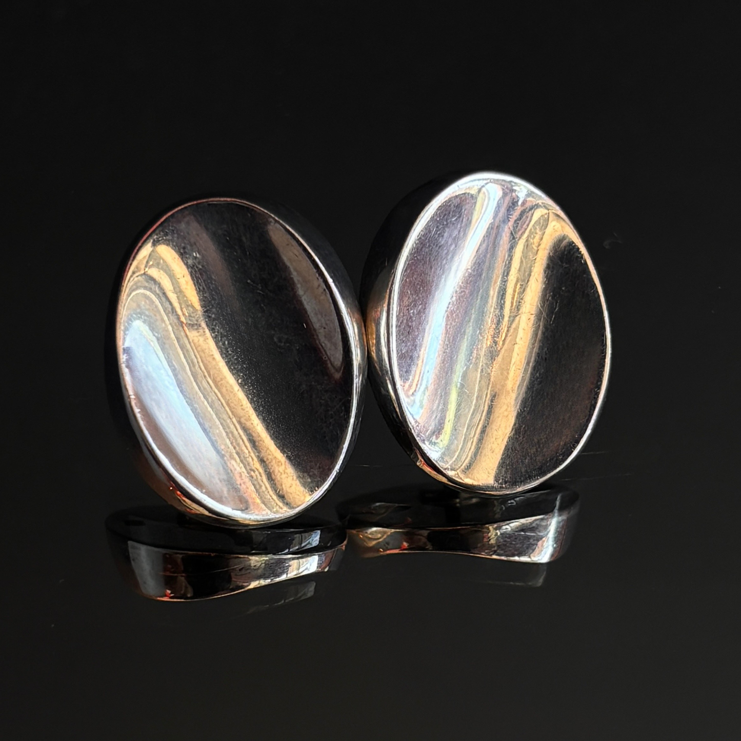 Vintage Antonio Pineda Taxco Concave Oval Screw Back Earrings