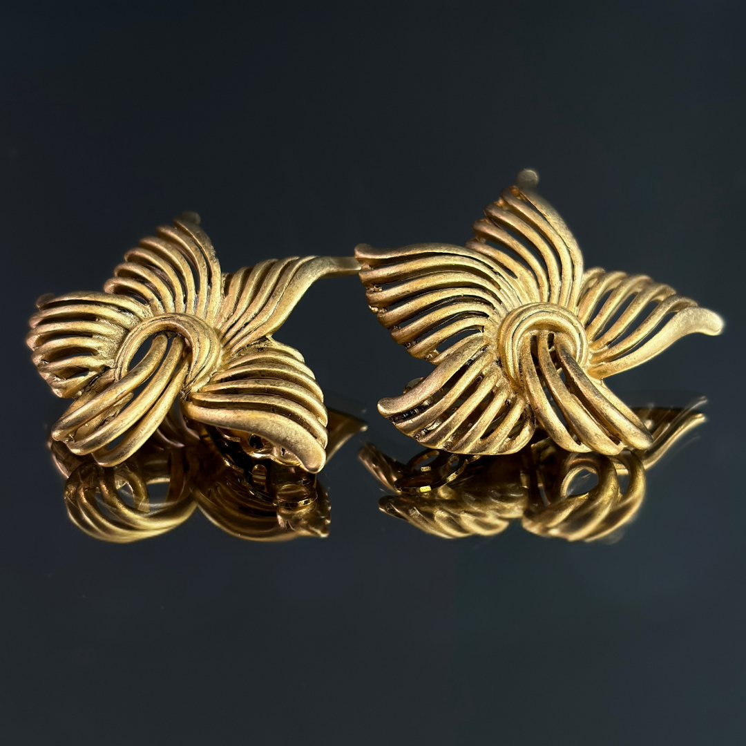 Vintage DKNY Donna Karen New York Flower Clip On Earrings