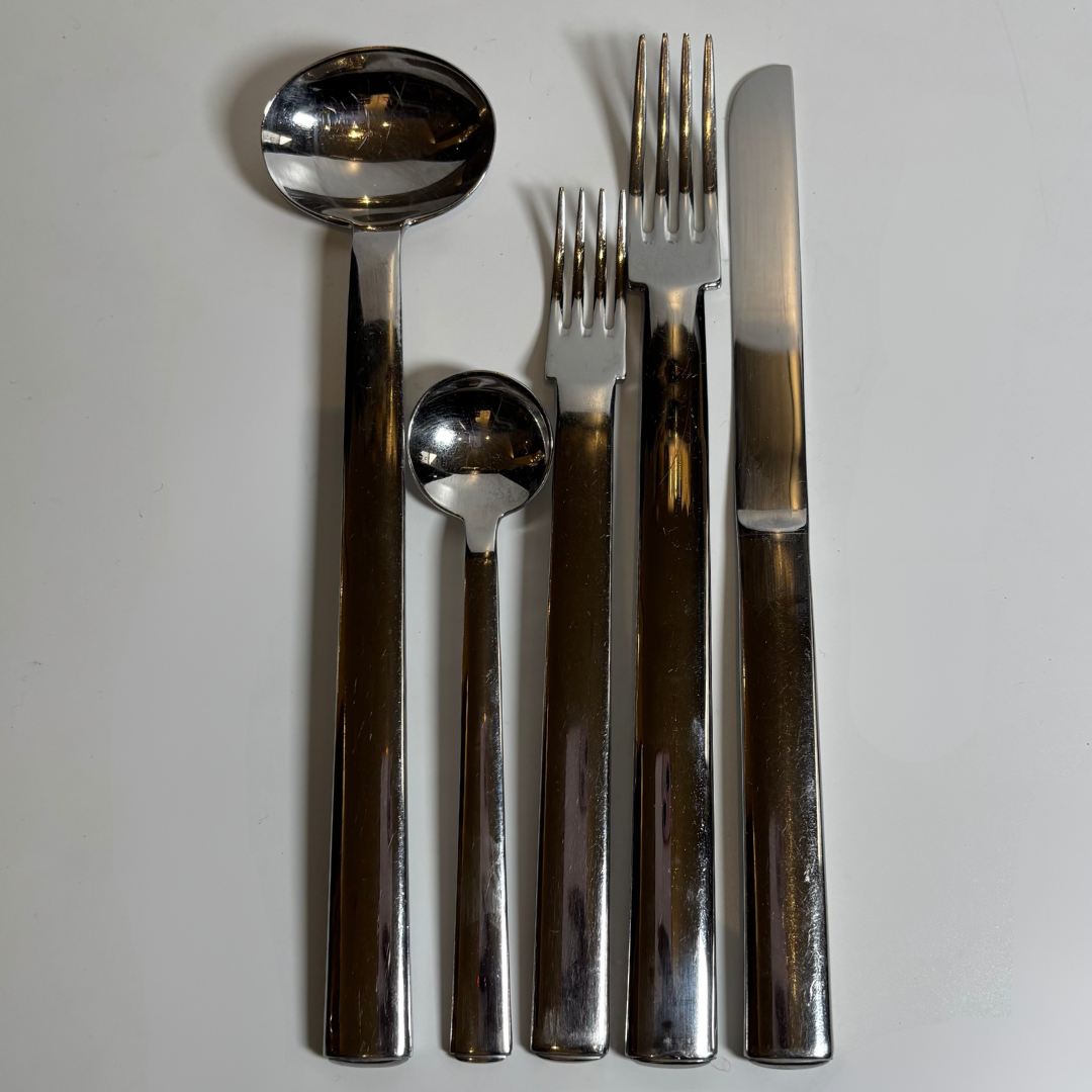 Alessi Rundes Modell Set of Two, 5-Piece Table Setting, Pre-Loved