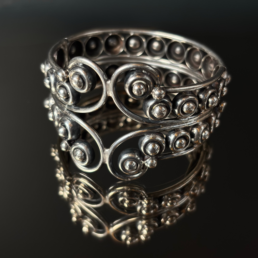 Midcentury Mexican Sterling Silver Circles Clamp Cuff Bracelet