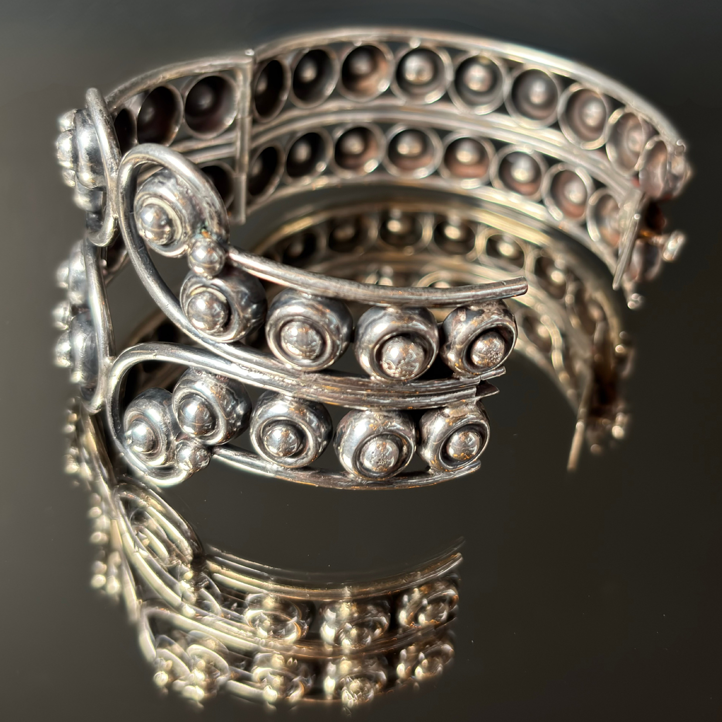 Midcentury Mexican Sterling Silver Circles Clamp Cuff Bracelet