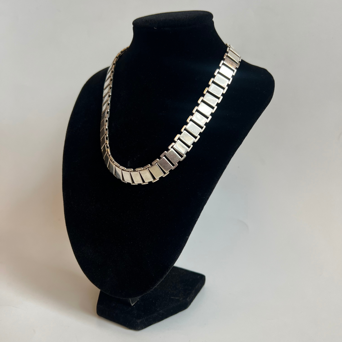Vintage 1970s Gucci Sterling Silver Flat Link Choker Necklace