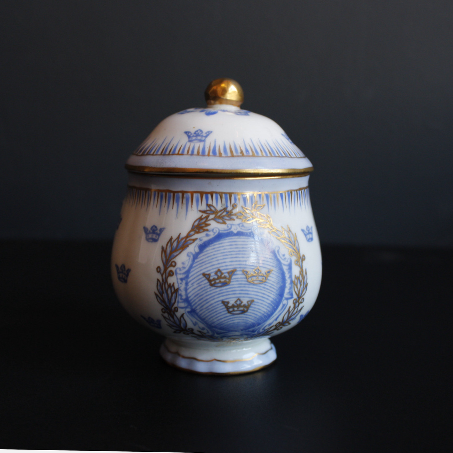 Vintage Rorstrand Gripsholm 3 Crowns Custard Set