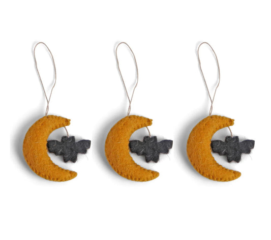 Én Gry & Sif Felt Moon with Bat Ornament - set of 3