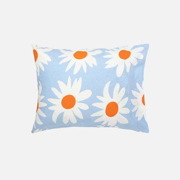 Marimekko Rakastaa Ei Rakasta Standard Pillow Case – Olson House